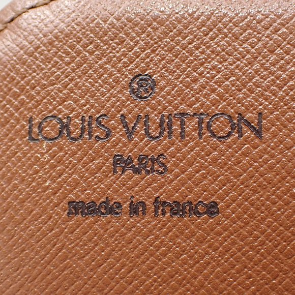 LOUIS VUITTON Brown Monogram Shoulder Bag - Picture 10 of 10